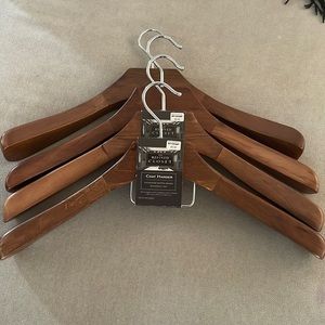 4 coat hangers